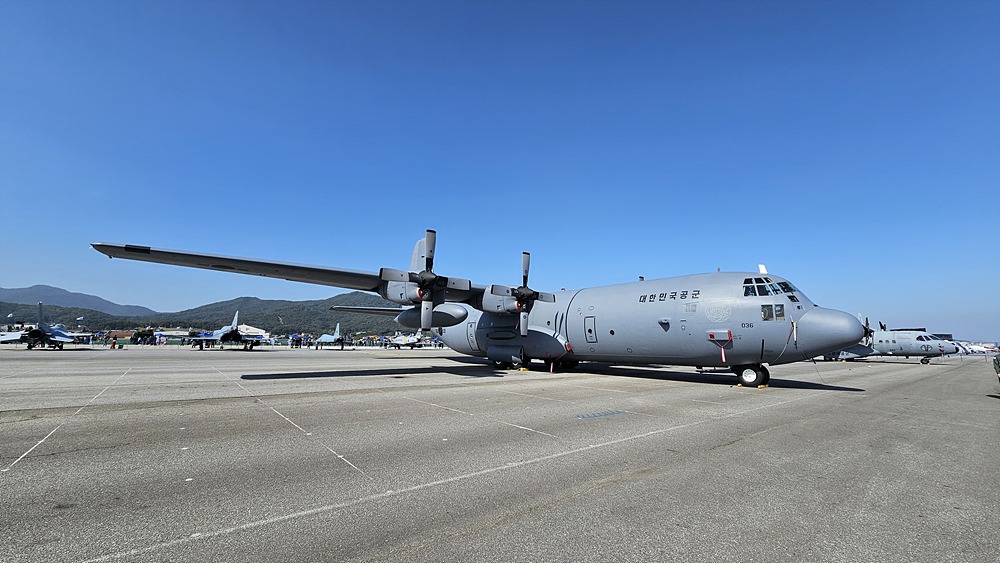 C-130H 허큘리스 전술 수송기