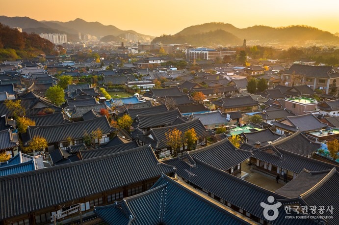 전주 한옥마을 (출처=한국관광공사)