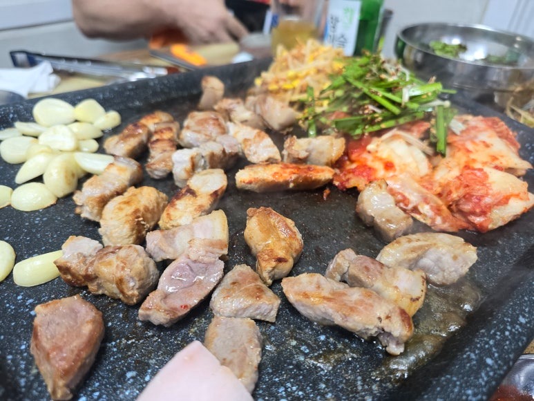 장수정육식당 삼겹살과 목살구이